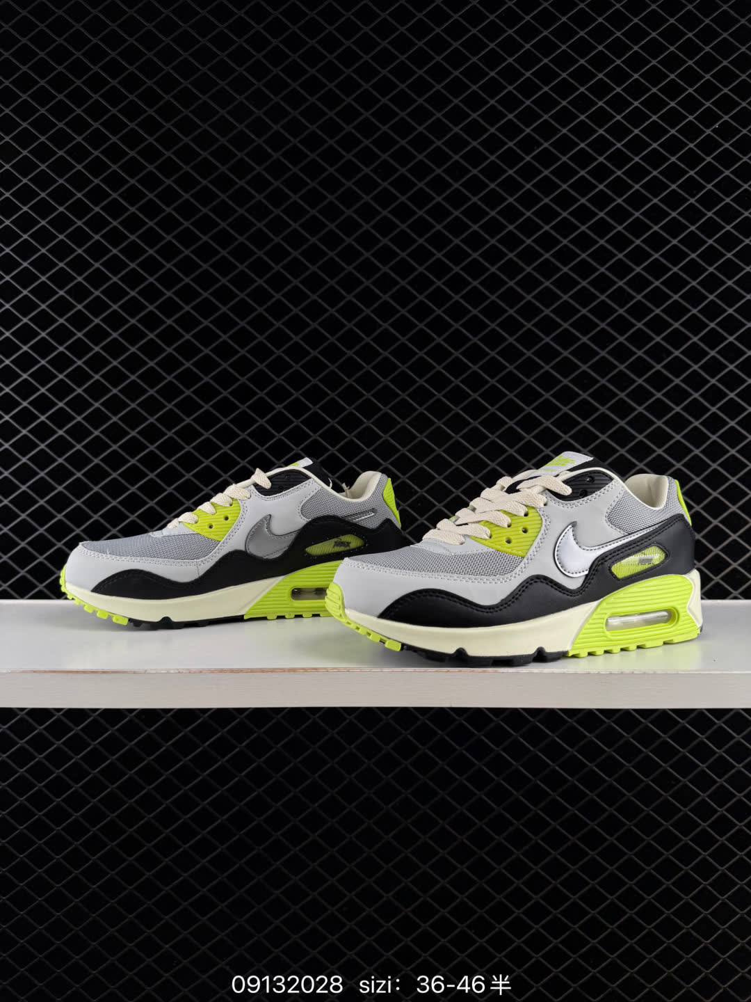 Nike Air Max 90-302519-113